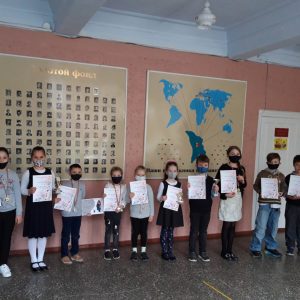 Победители районных конкурсов ” Мэрцишор” и рисунков ” Стоп насилию!”