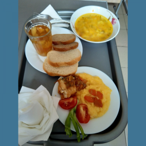 Завтрак и обед 26 мая. Как всегда, повара постарались и приготовили все вкусно и полезно