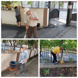 Продолжается работа по подготовке лицея к новому учебному году. Вокруг царит чистота и порядок!