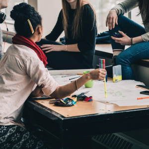 Продолжается прием в 10 классы